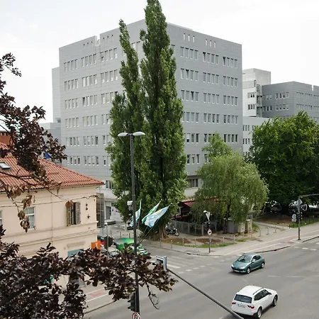 Trzaska With Free Parking *