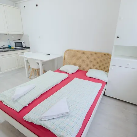 Trzaska With Free Parking Apartman *