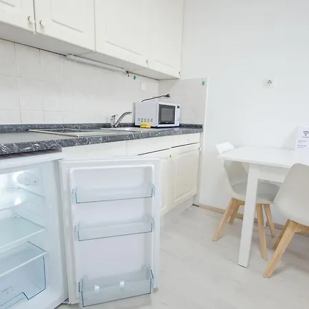 Trzaska With Free Parking